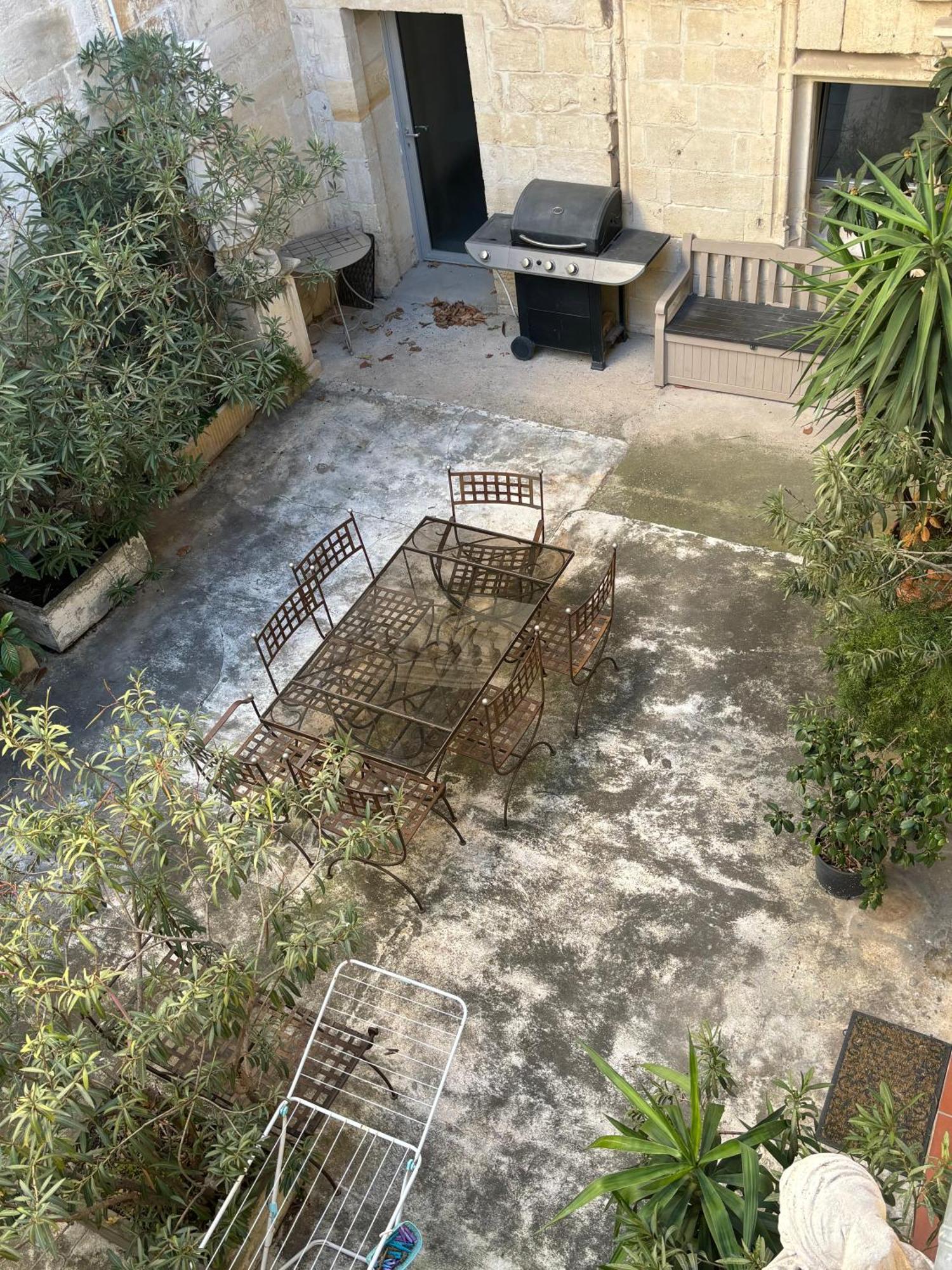 Apartment Rusp Beaucaire (Gard)